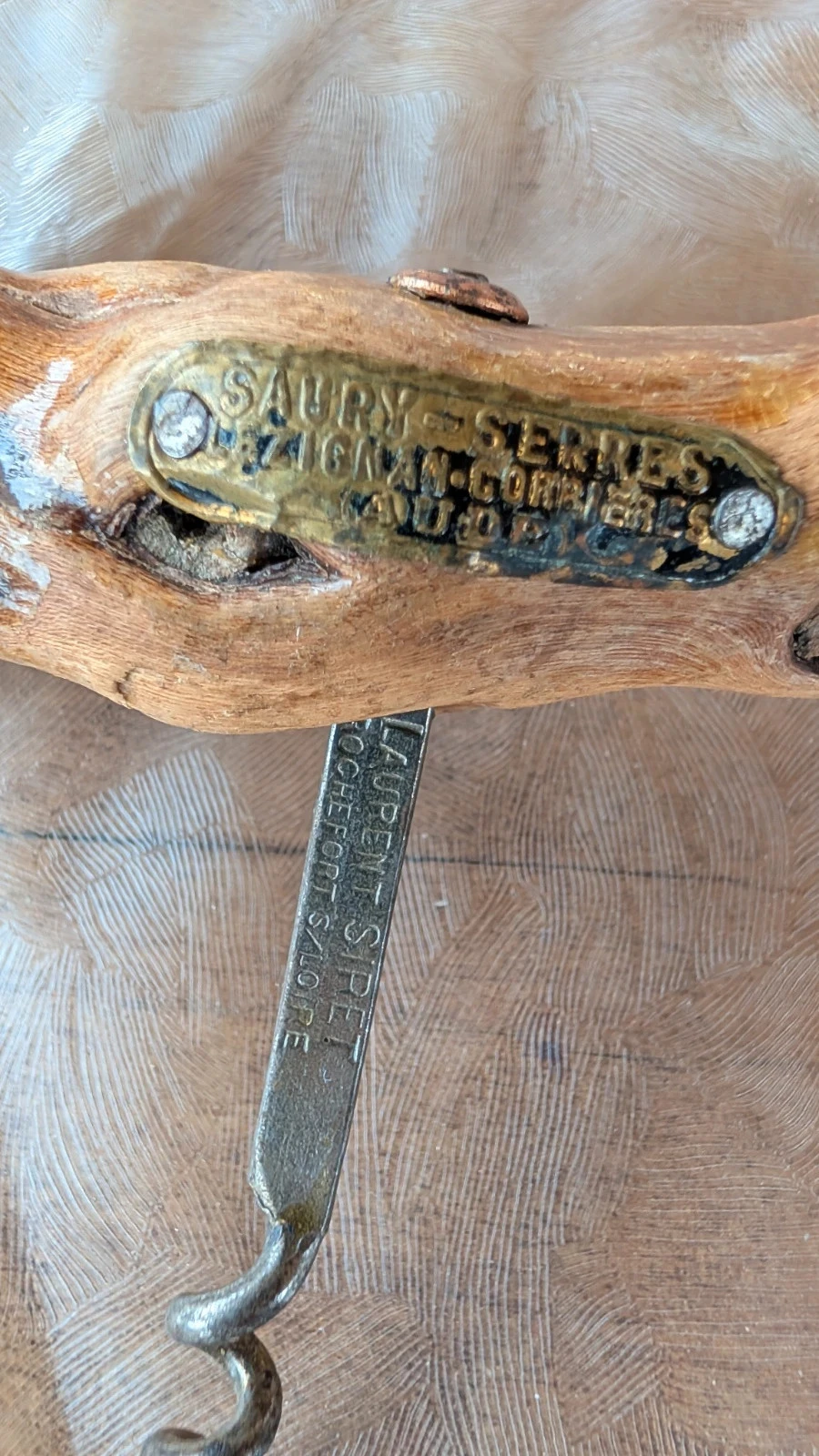 Vintage Laurent Siret corkscrew in vine block - Saury Serres Lézignan-Corbières – photo 2